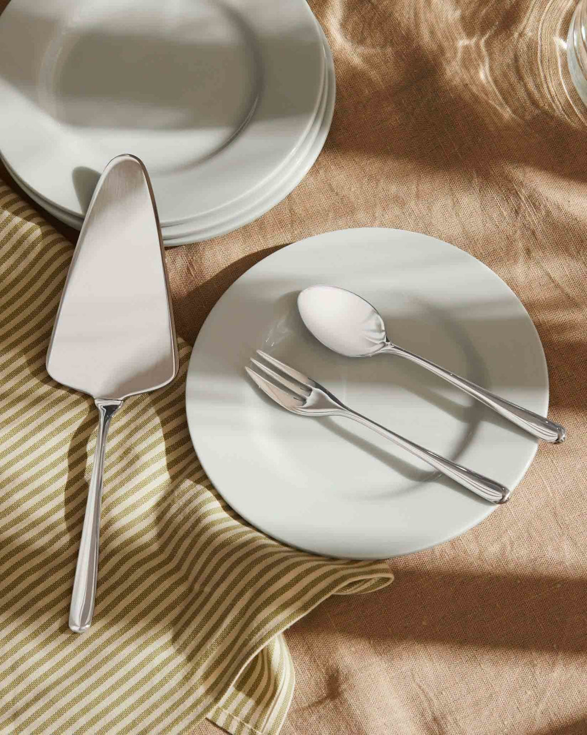 Caccia Cake Server | ALESSI