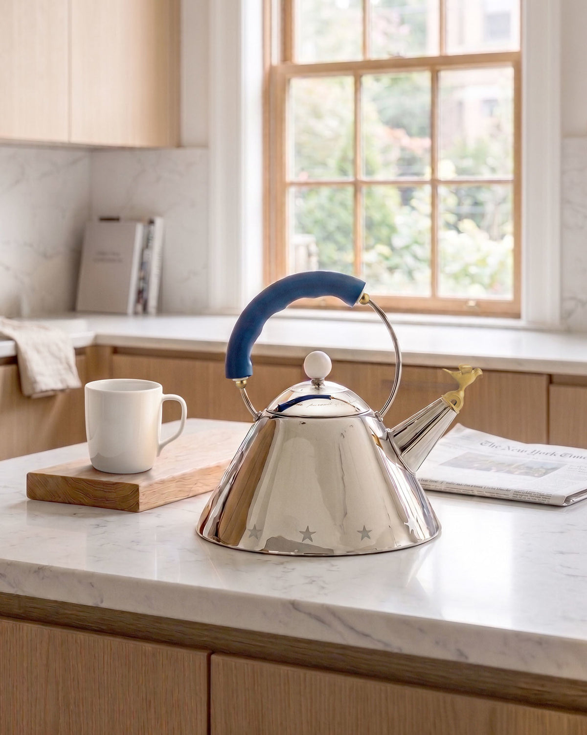 Liber-tea Kettle - 9093 Special Edition By Michael Graves | ALESSI