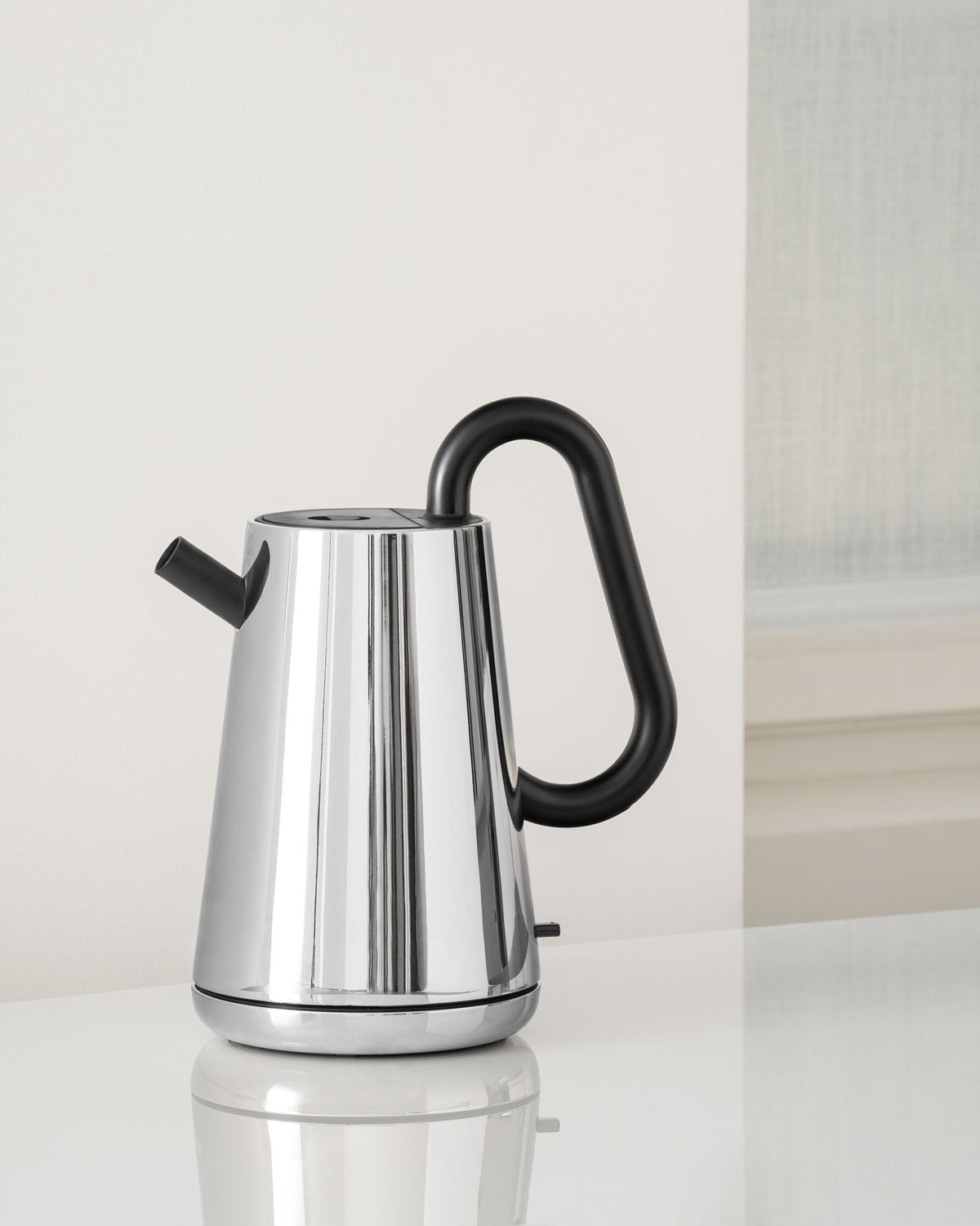 Toru Electric Kettle - European Plug - Designed By Nendo | ALESSI