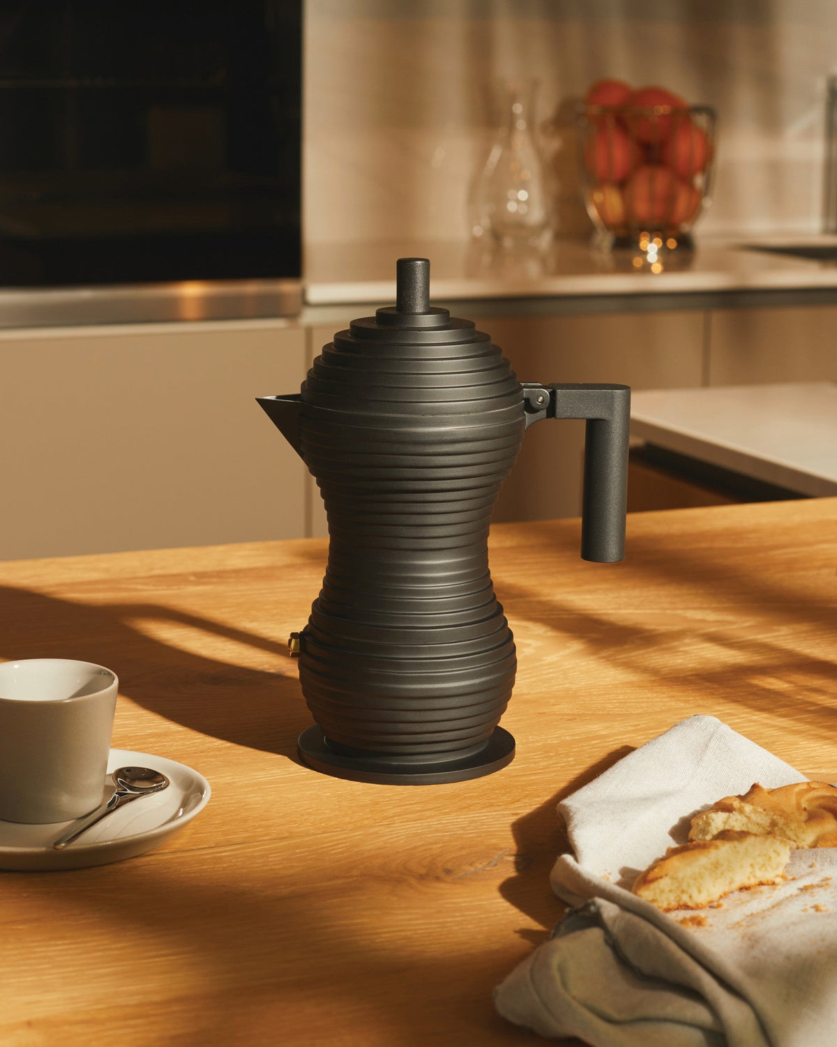 Pulcina Black Espresso Coffee Maker By Michele De Lucchi | ALESSI