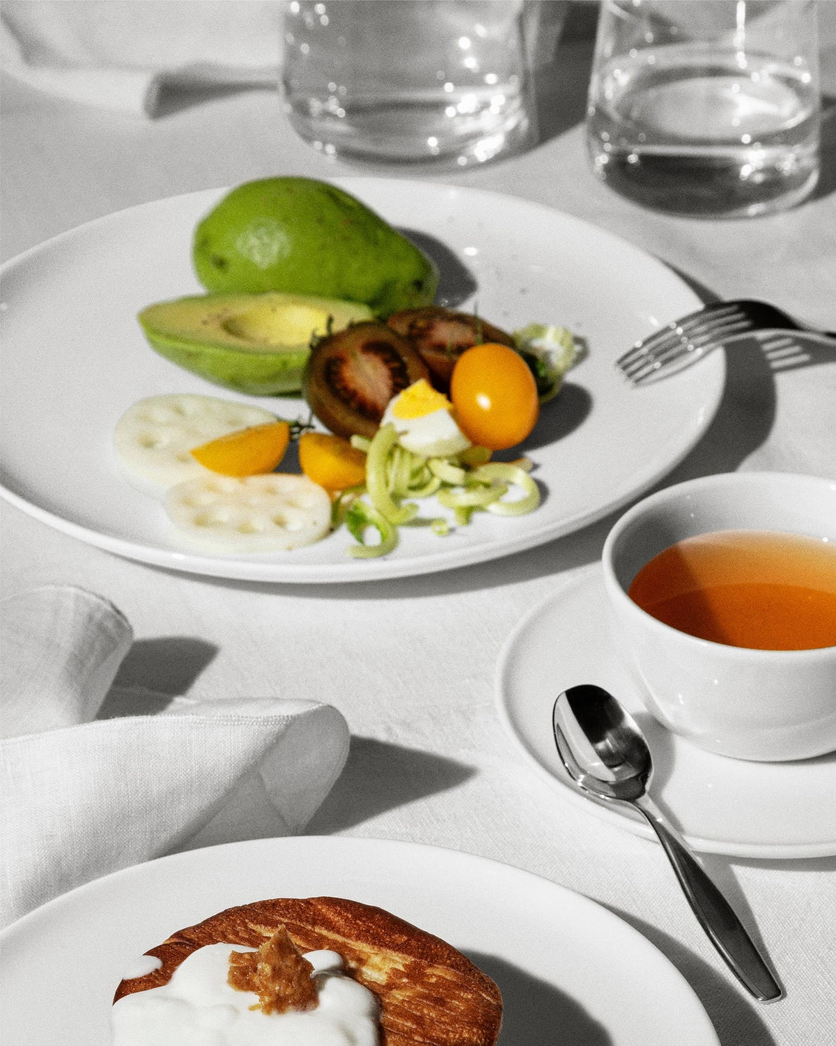 Itsumo: Dinner plate 4 pieces By Naoto Fukasawa | ALESSI