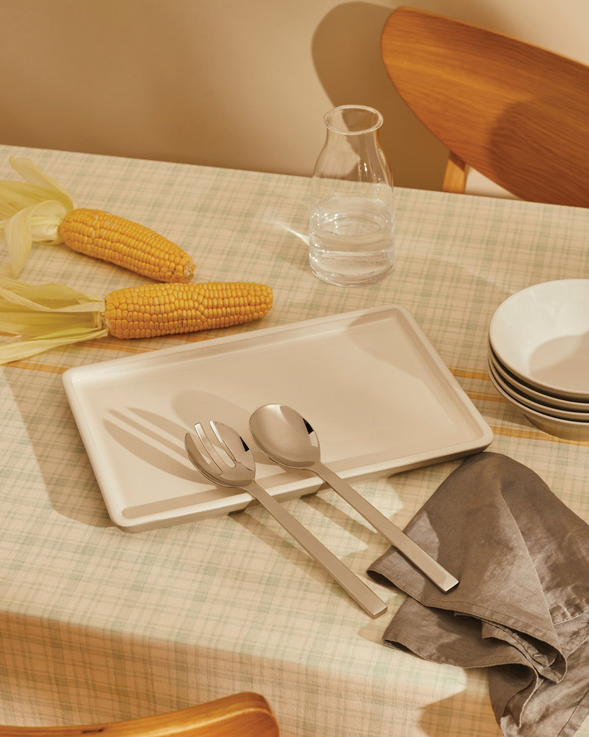 Tonale: Serving plate by David Chipperfield | ALESSI