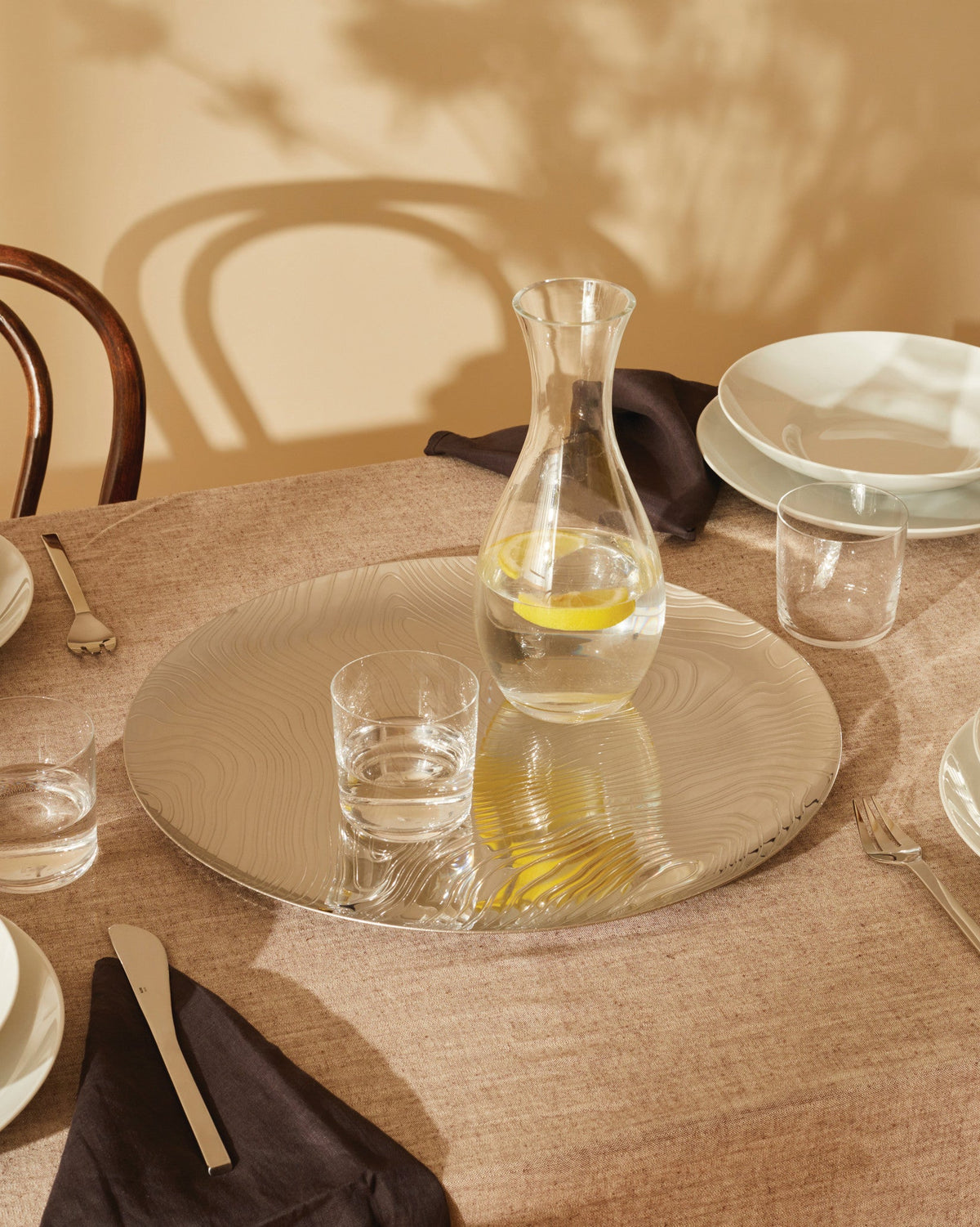 Veneer: Tray by Patricia Urquiola | ALESSI