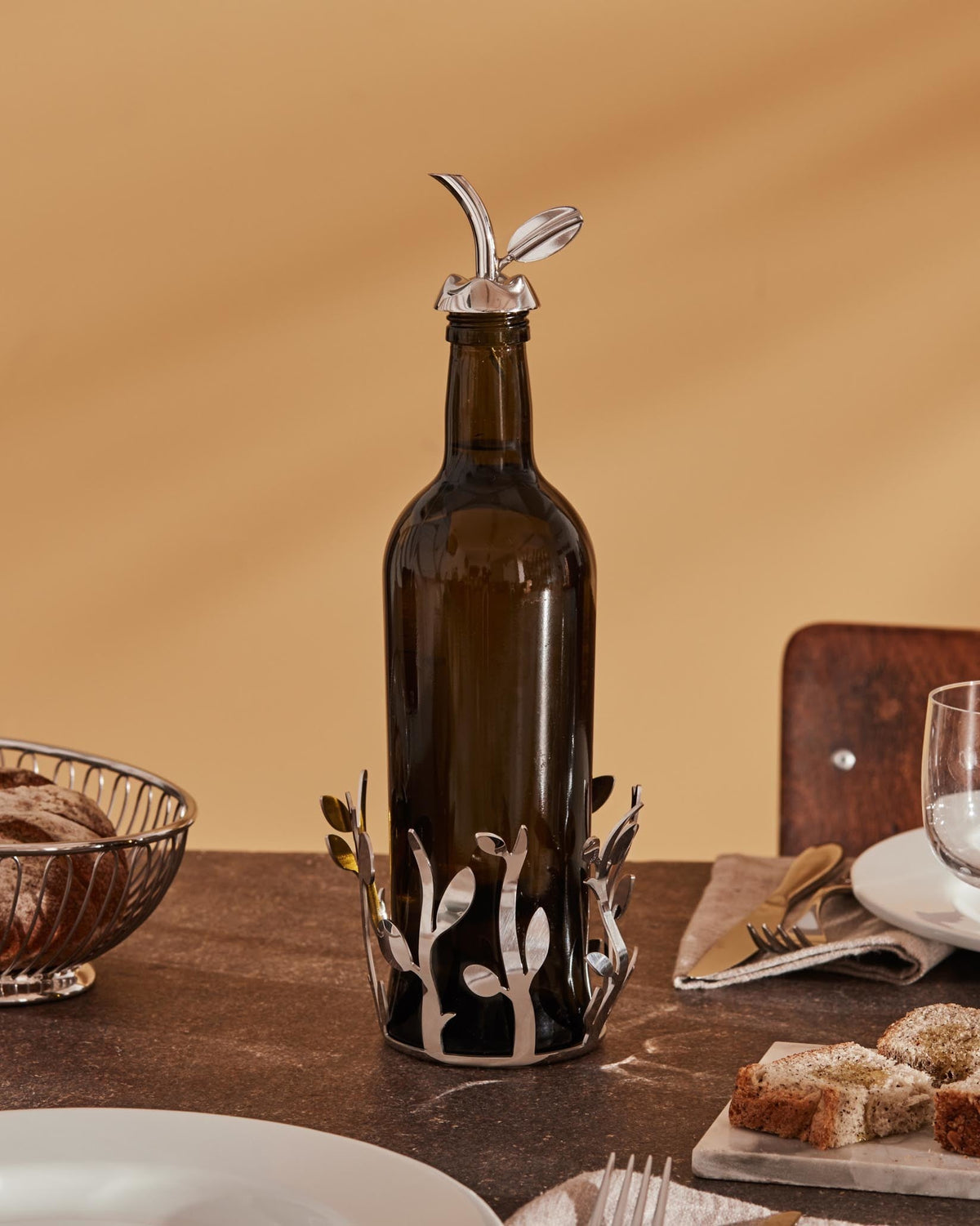 Fior d'olio: Pourer for olive oil bottle | ALESSI