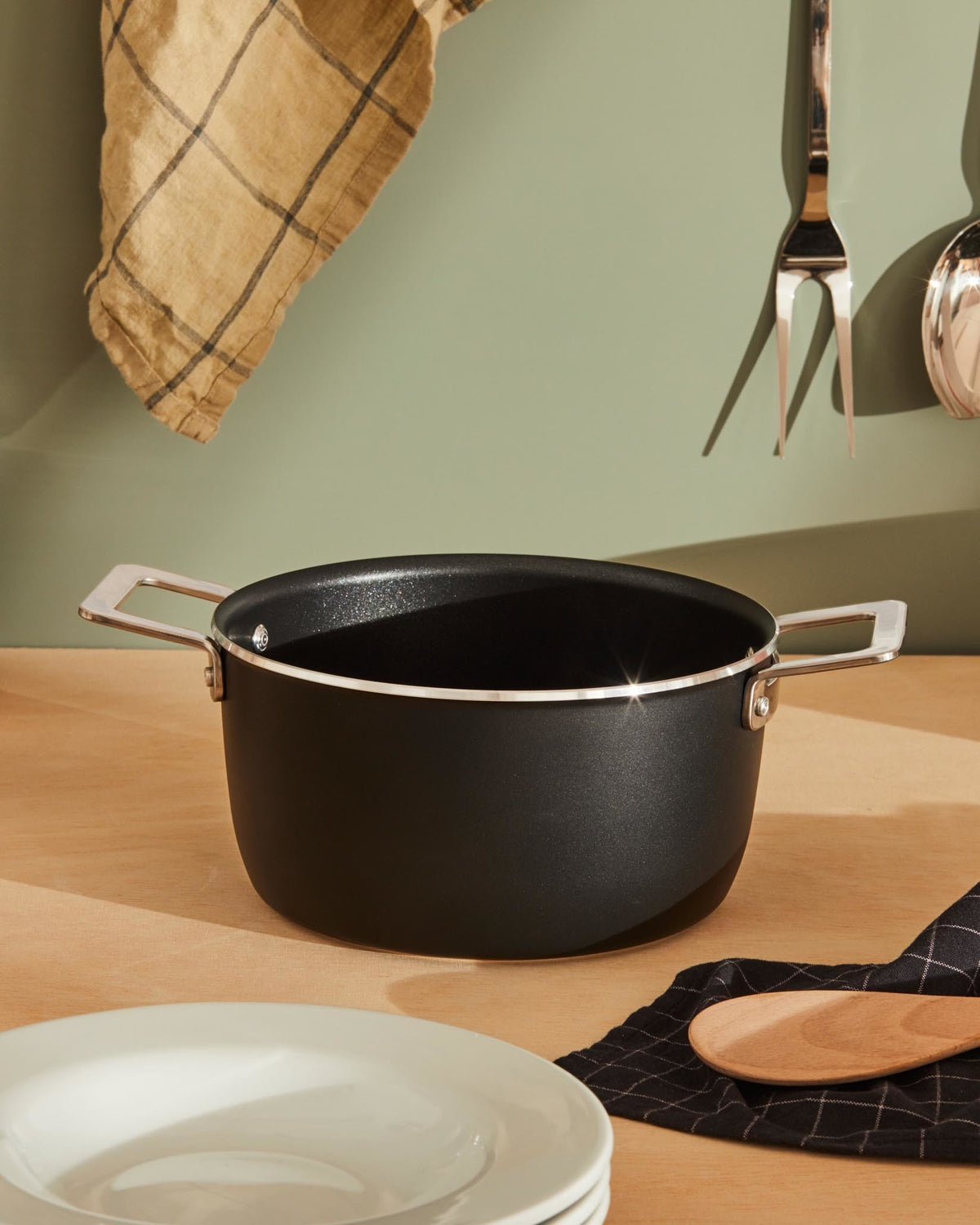 Pots&Pans Casserole With Two Handles | ALESSI