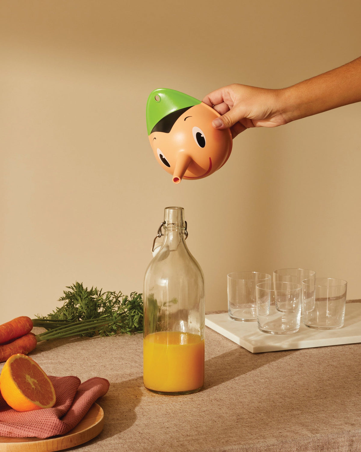 Pino Funnel In Thermoplastic Resin | ALESSI