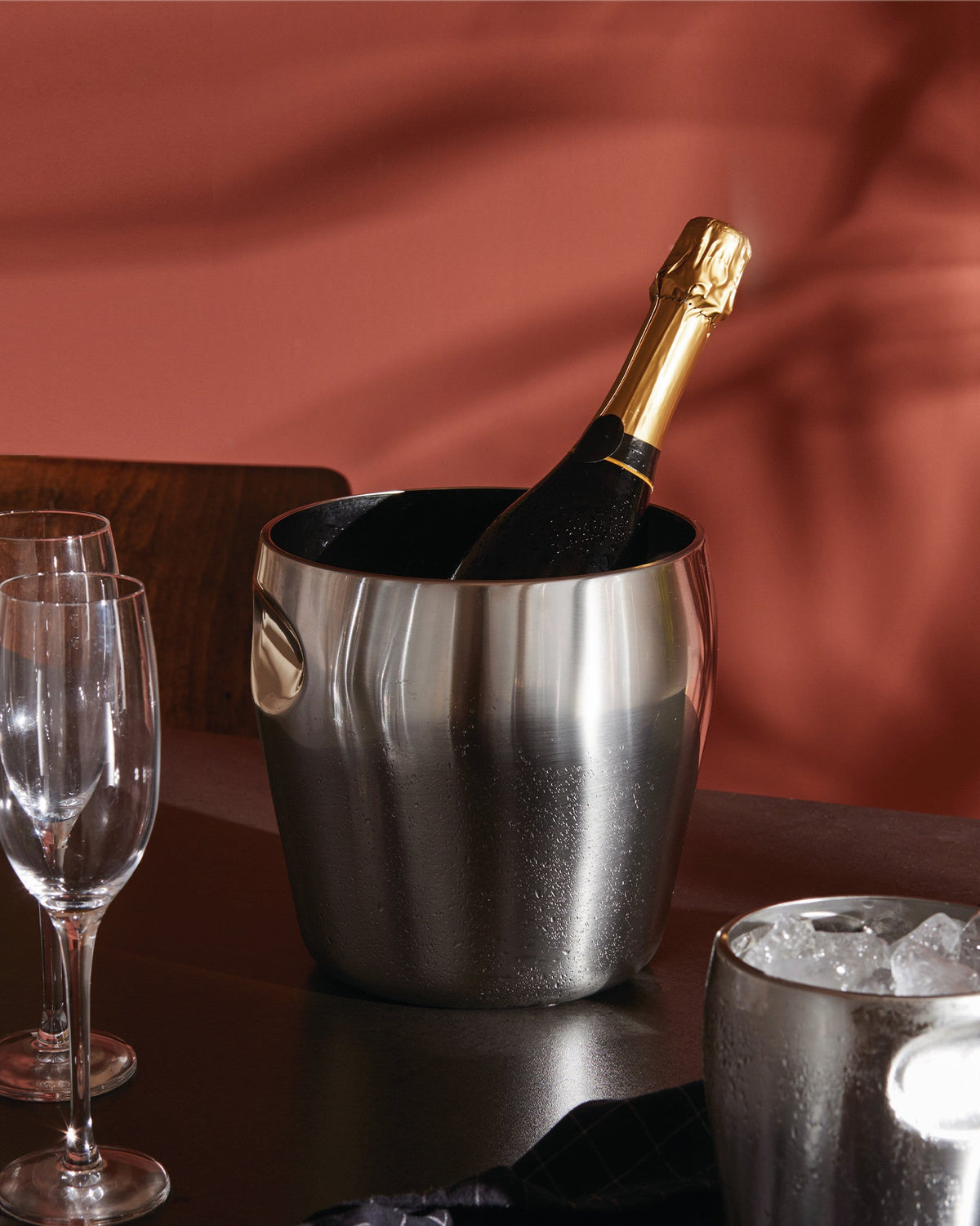 872: Wine cooler by Luigi Massoni & Carlo Mazzeri | ALESSI