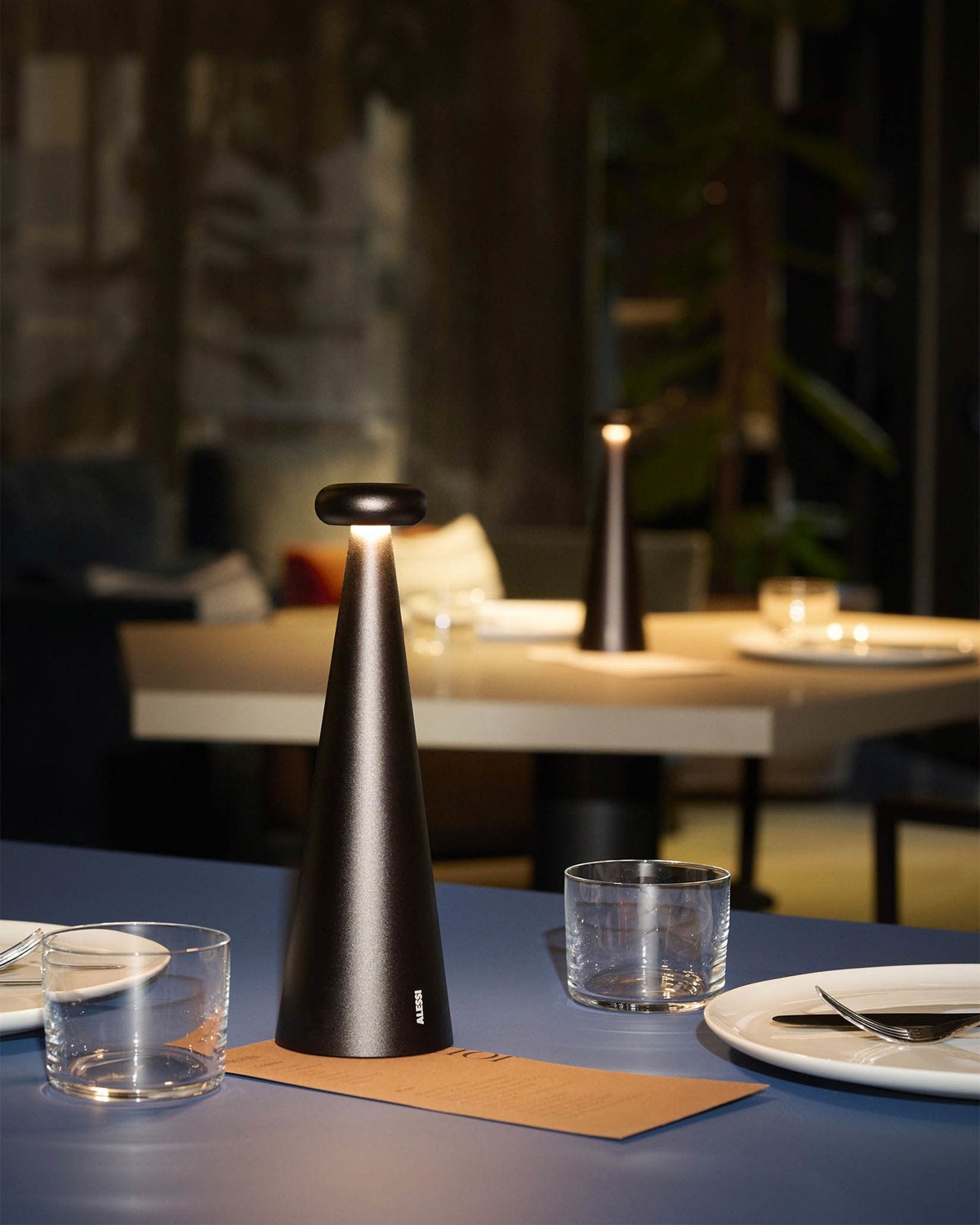Bedin: Table Lamp By Alessandro Stabile | ALESSI