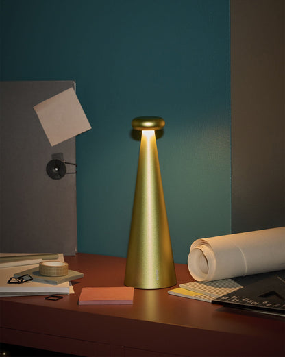 Bedin: Table Lamp By Alessandro Stabile | ALESSI
