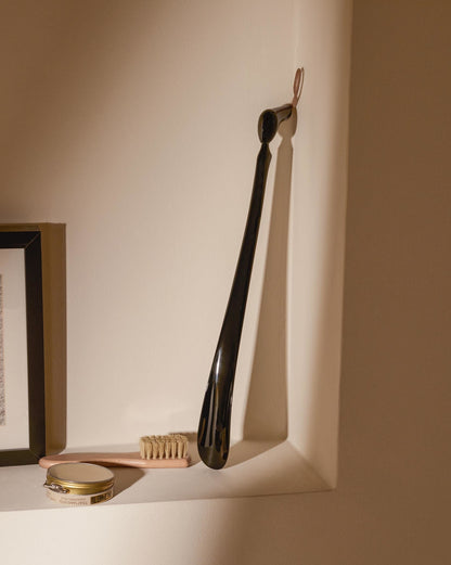 Germano: Shoehorn by Harry & Camila | ALESSI