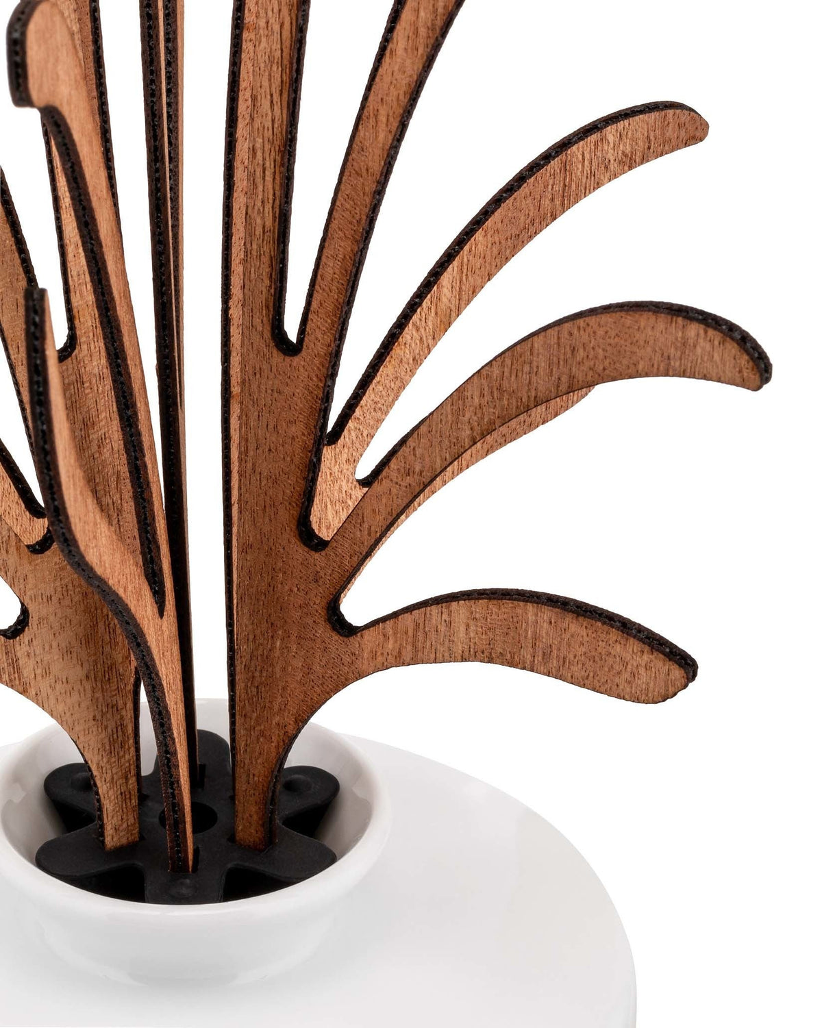The Five Seasons: Leaf fragrance diffuser Grrr | ALESSI
