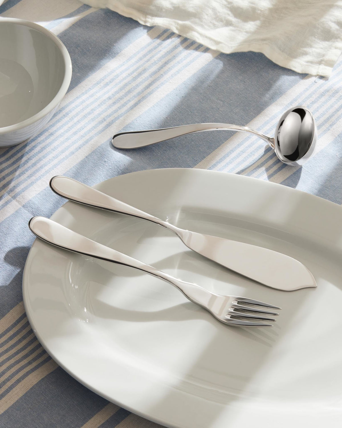 Nuovo Milano: Sauce spoon | ALESSI