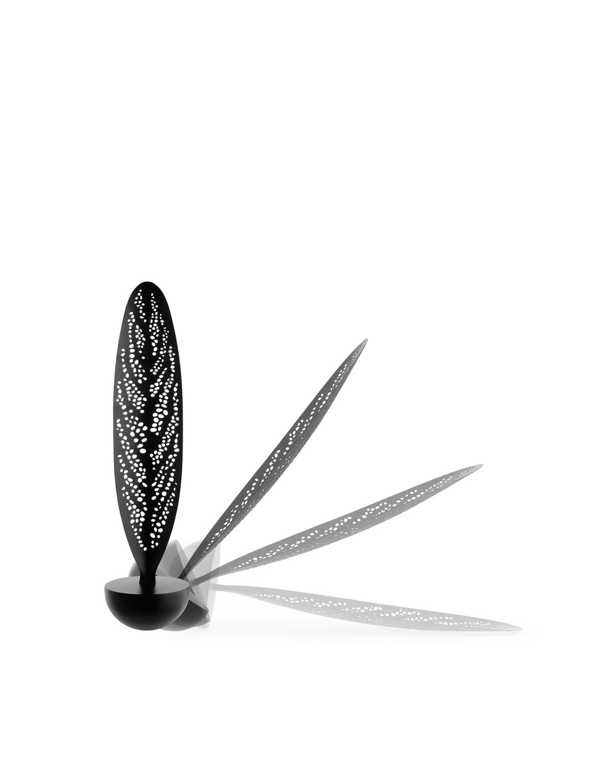 Lovely Breeze: Rocking bowl by Sakura Adachi | ALESSI
