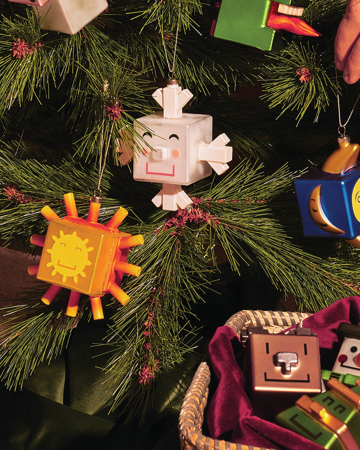 Sunflake Christmas Ornament | ALESSI