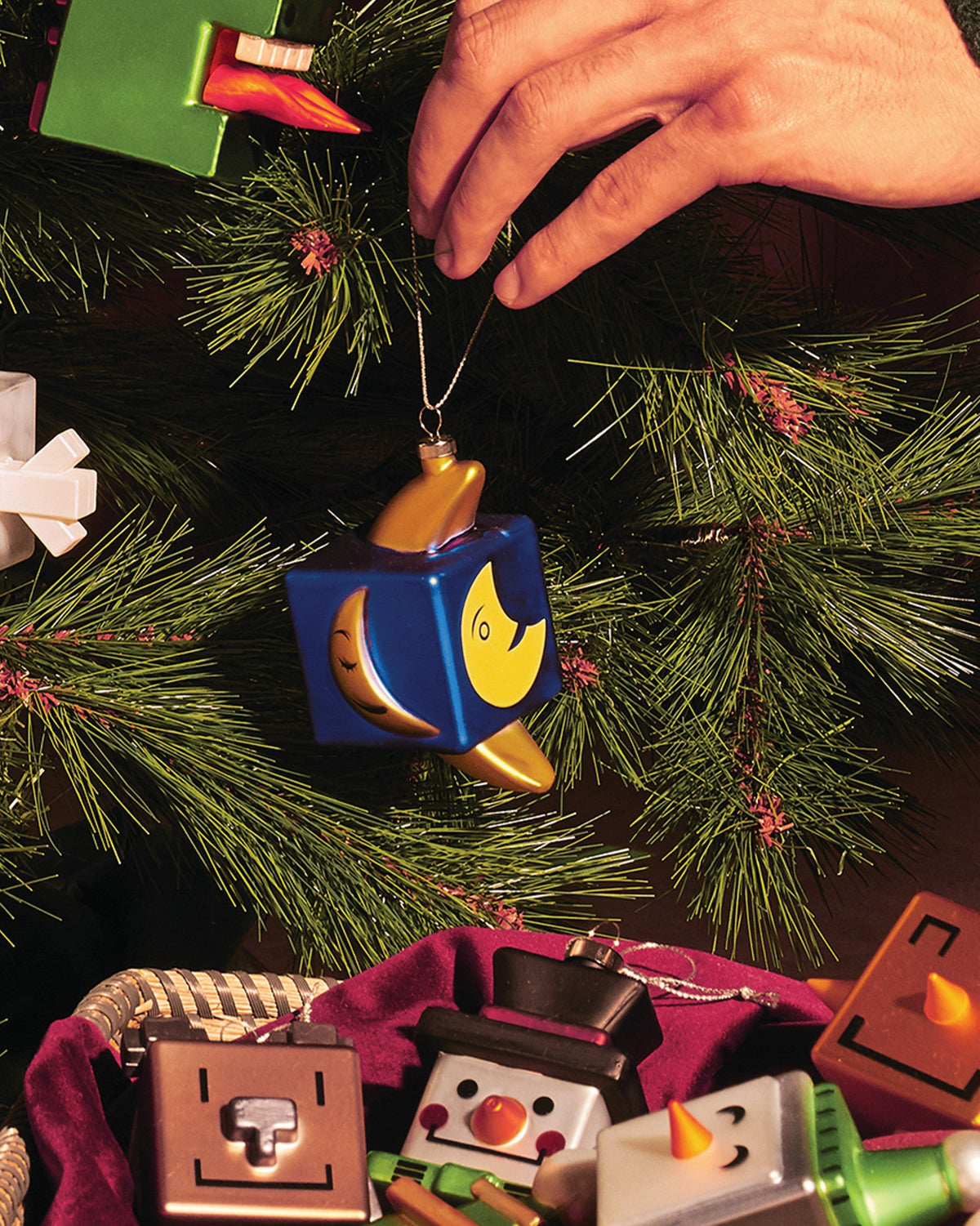 Mooncube Christmas Ornament | ALESSI