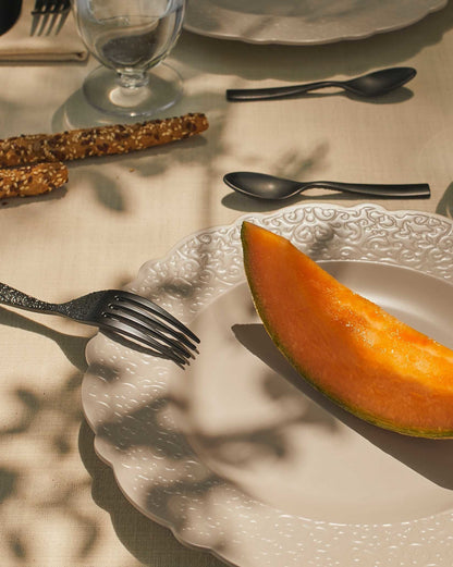 Dressed en plein air: Dinner plate 4 pieces | ALESSI