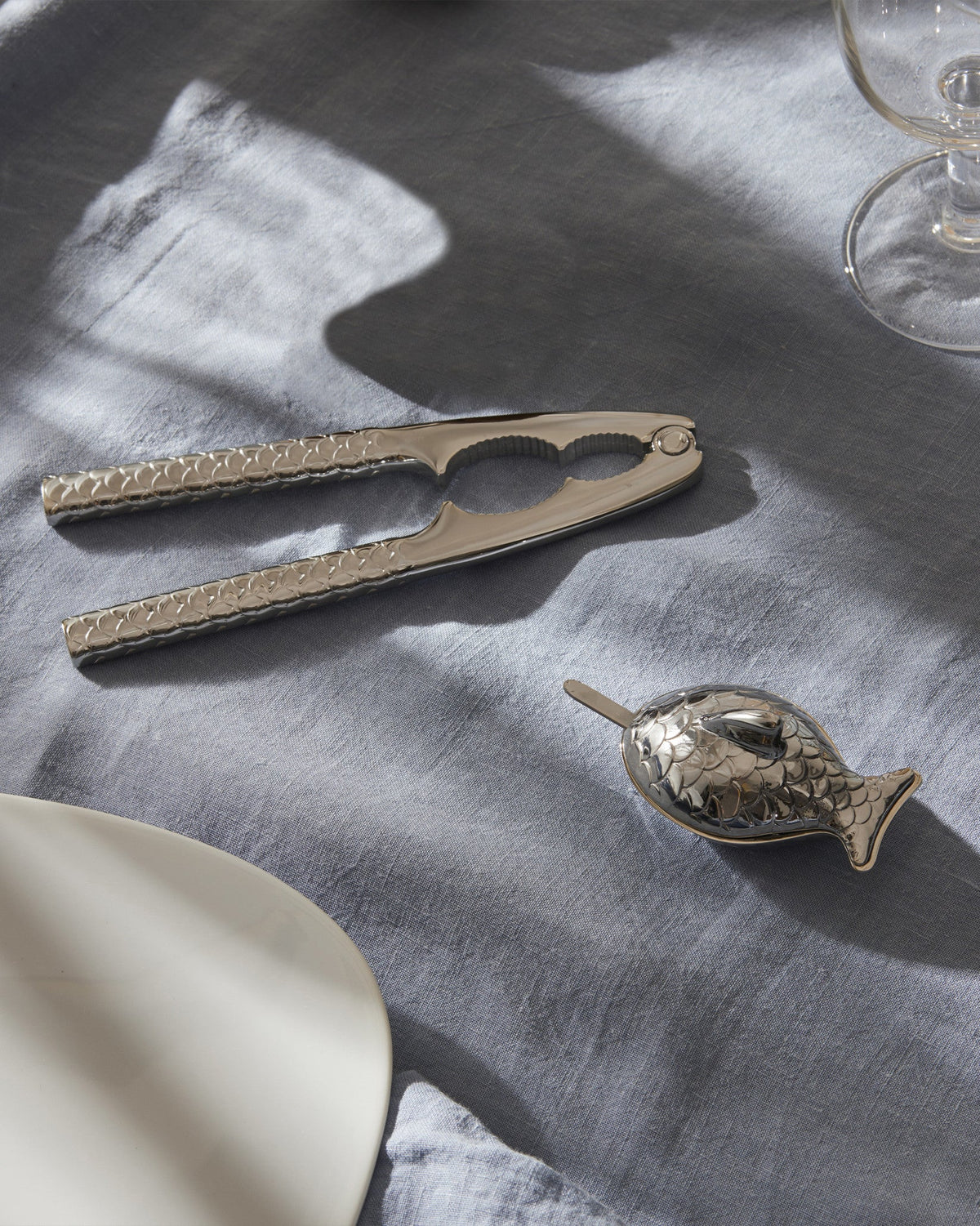 Colombina Fish Shellfish Cracker | ALESSI