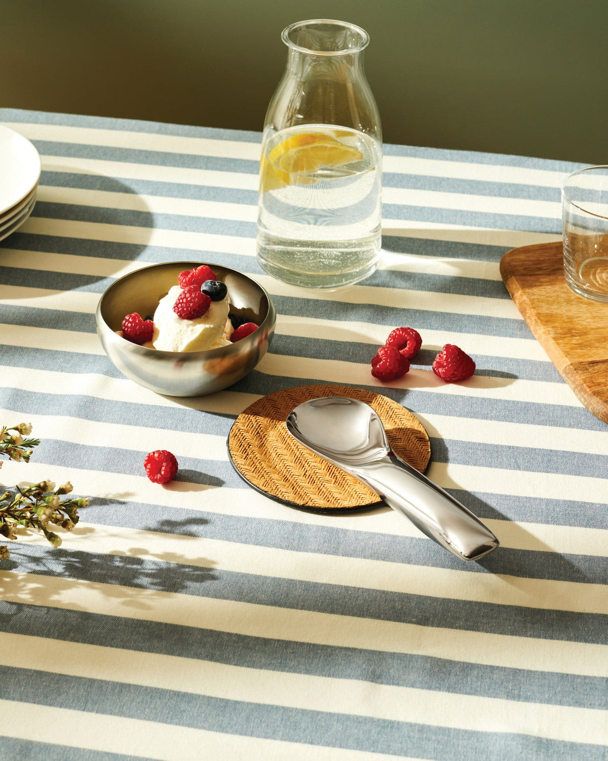 Koki: Ice cream scoop by Valerio Sommella | ALESSI